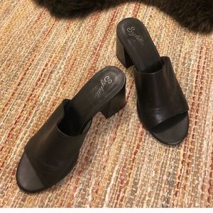 Seychelles Commute Heel Mules Black 8